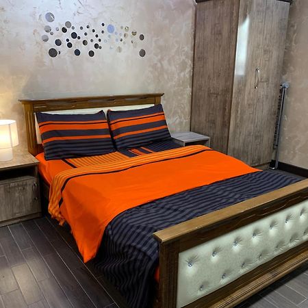 Apartment Near Republic Square เยเรวาน ภายนอก รูปภาพ