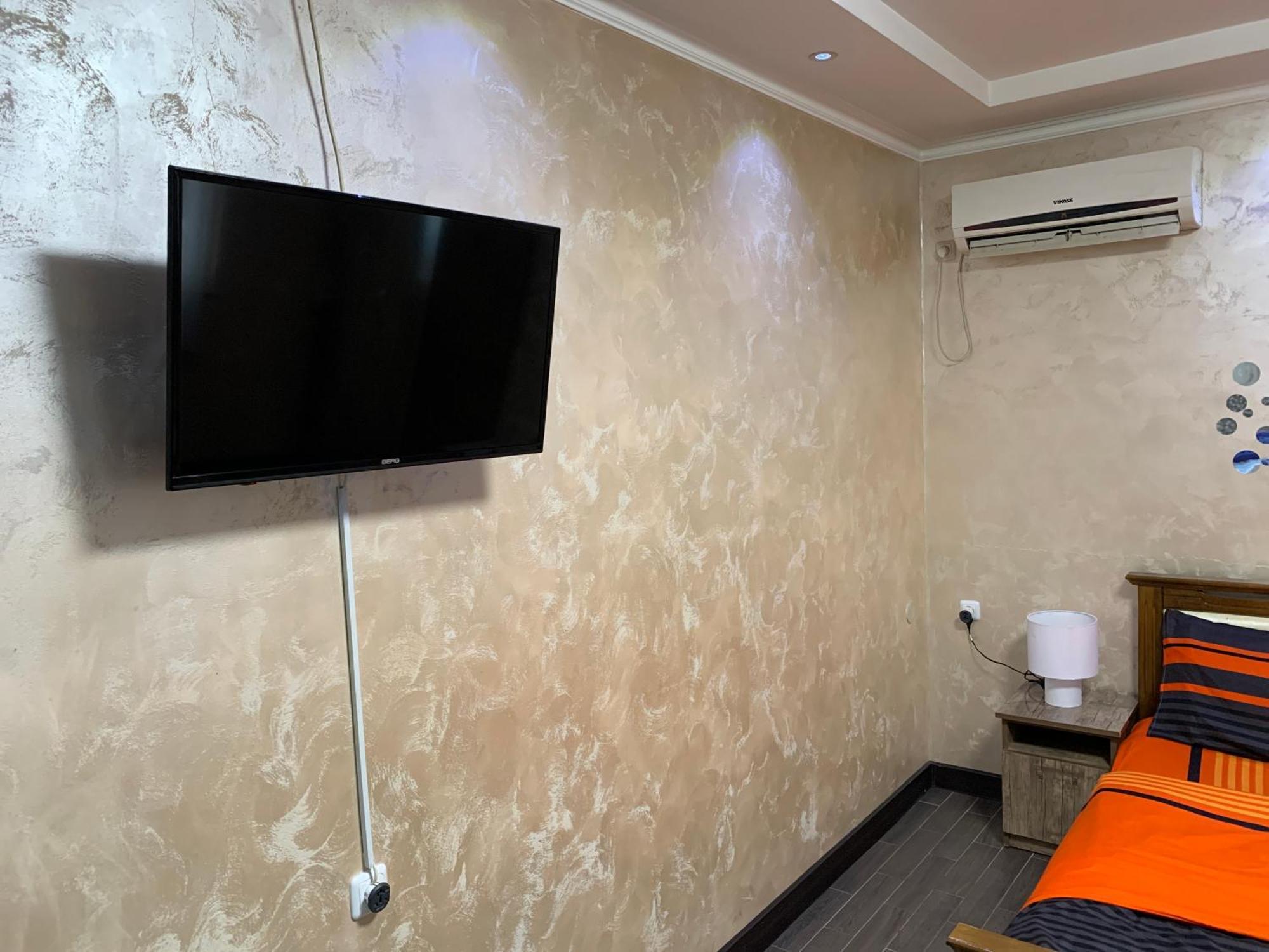 Apartment Near Republic Square เยเรวาน ภายนอก รูปภาพ